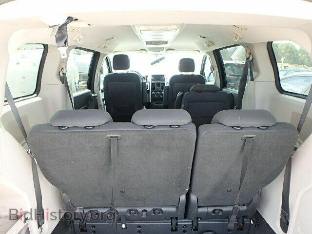 2010 DODGE CARAVAN - VIN: 2D4RN5D10AR203375 - Photo 9