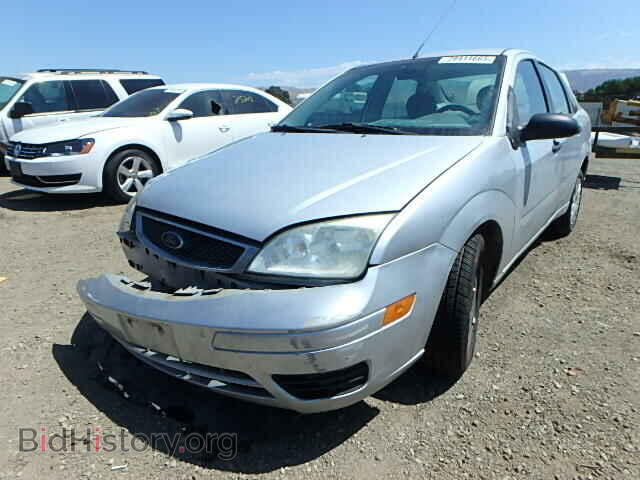 2005 FORD FOCUS - VIN: 1FAFP34NX5W290075 - Фото 2