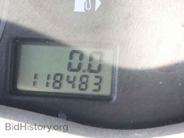 2005 FORD FOCUS - VIN: 1FAFP34NX5W290075 - Фото 8