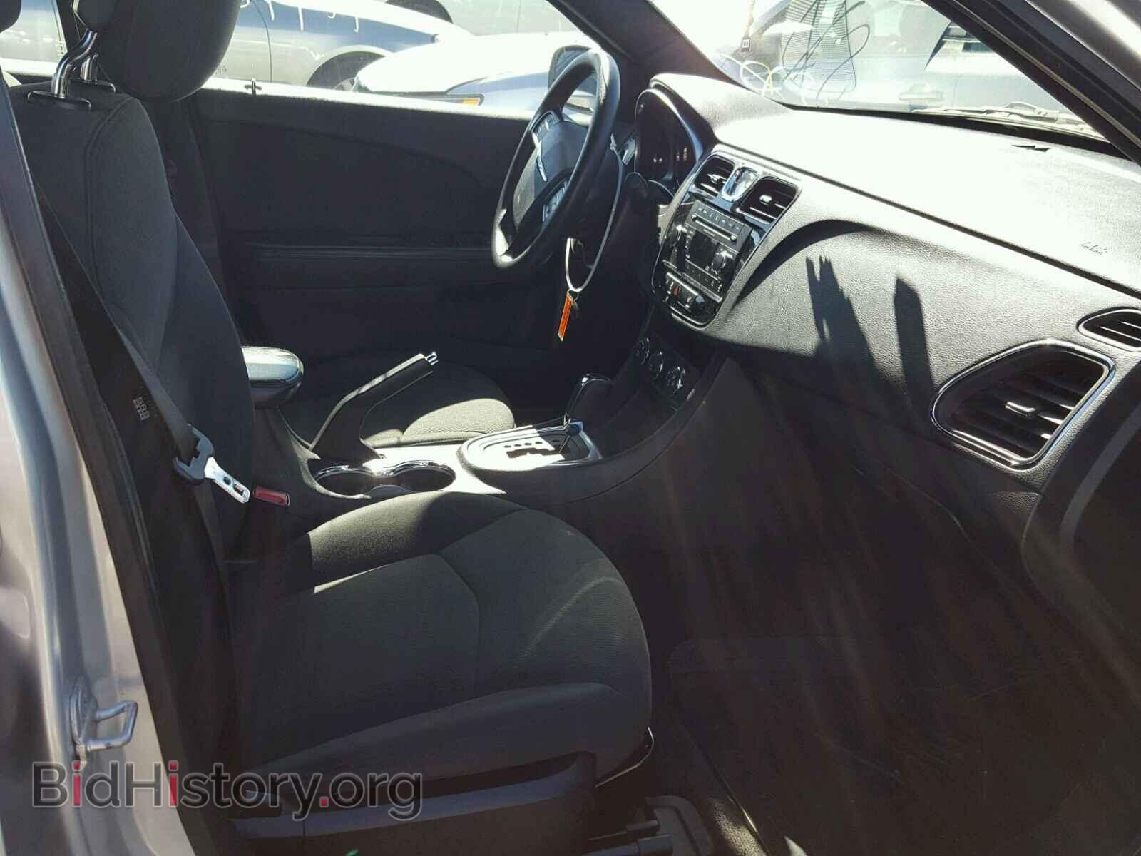 2012 CHRYSLER 200 - VIN: 1C3CCBAGXCN153931 - Фото 5