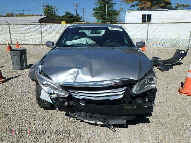 2013 CHRYSLER 200 - VIN: 1C3CCBABXDN560850 - Фото 10