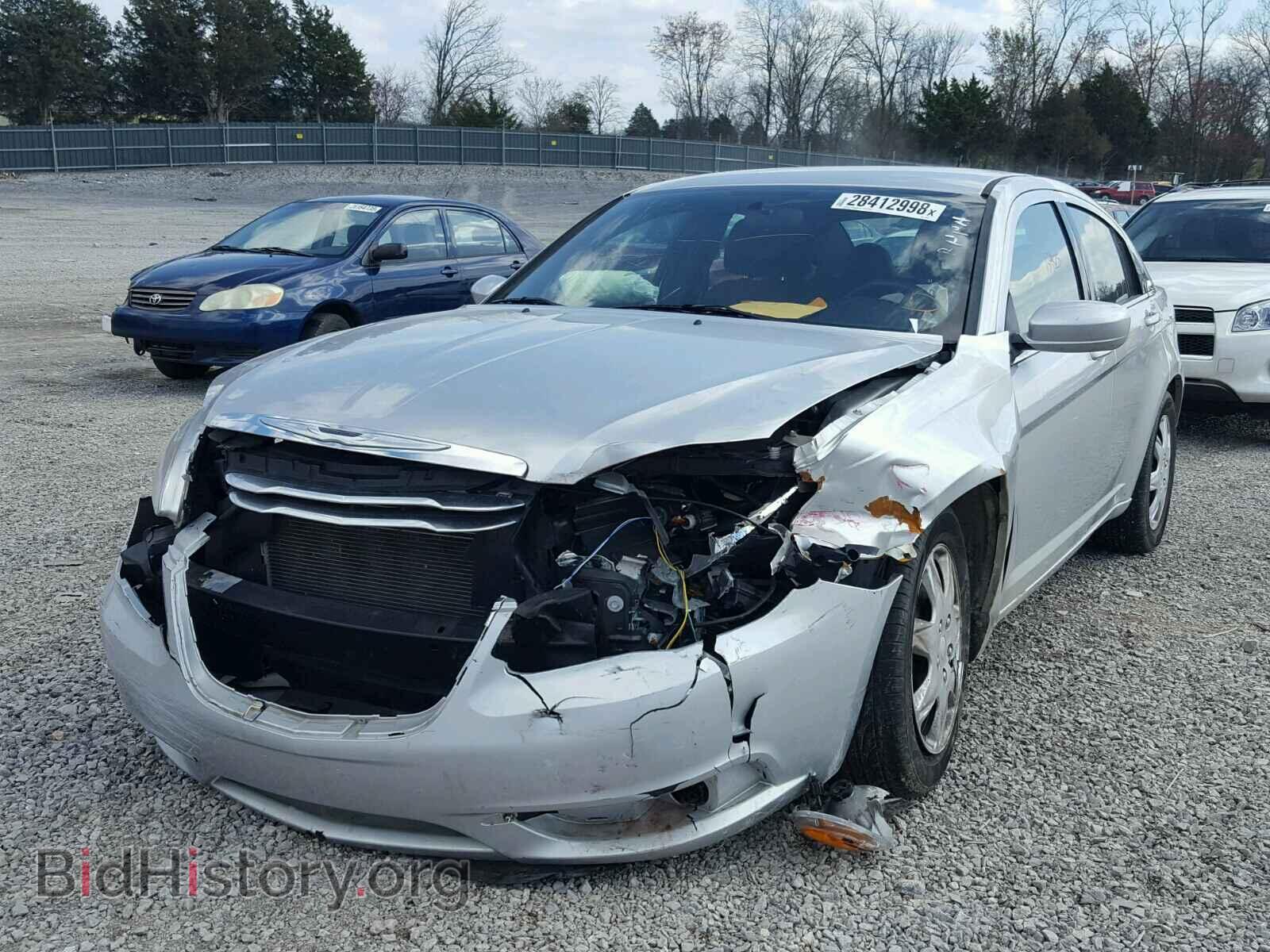 2012 CHRYSLER 200 - VIN: 1C3CCBAB0CN100904 - Фото 2