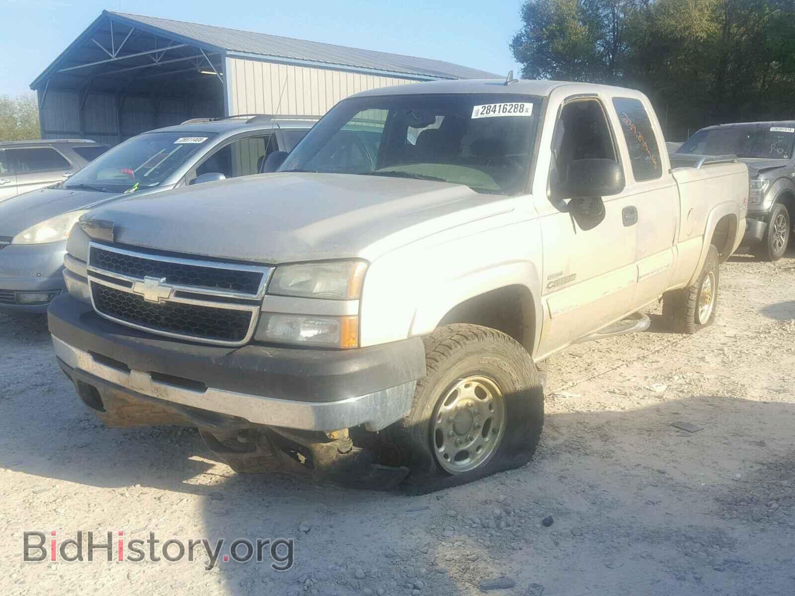 2006 CHEVROLET SILVERADO - VIN: 1GCHK29D46E212085 - Фото 2
