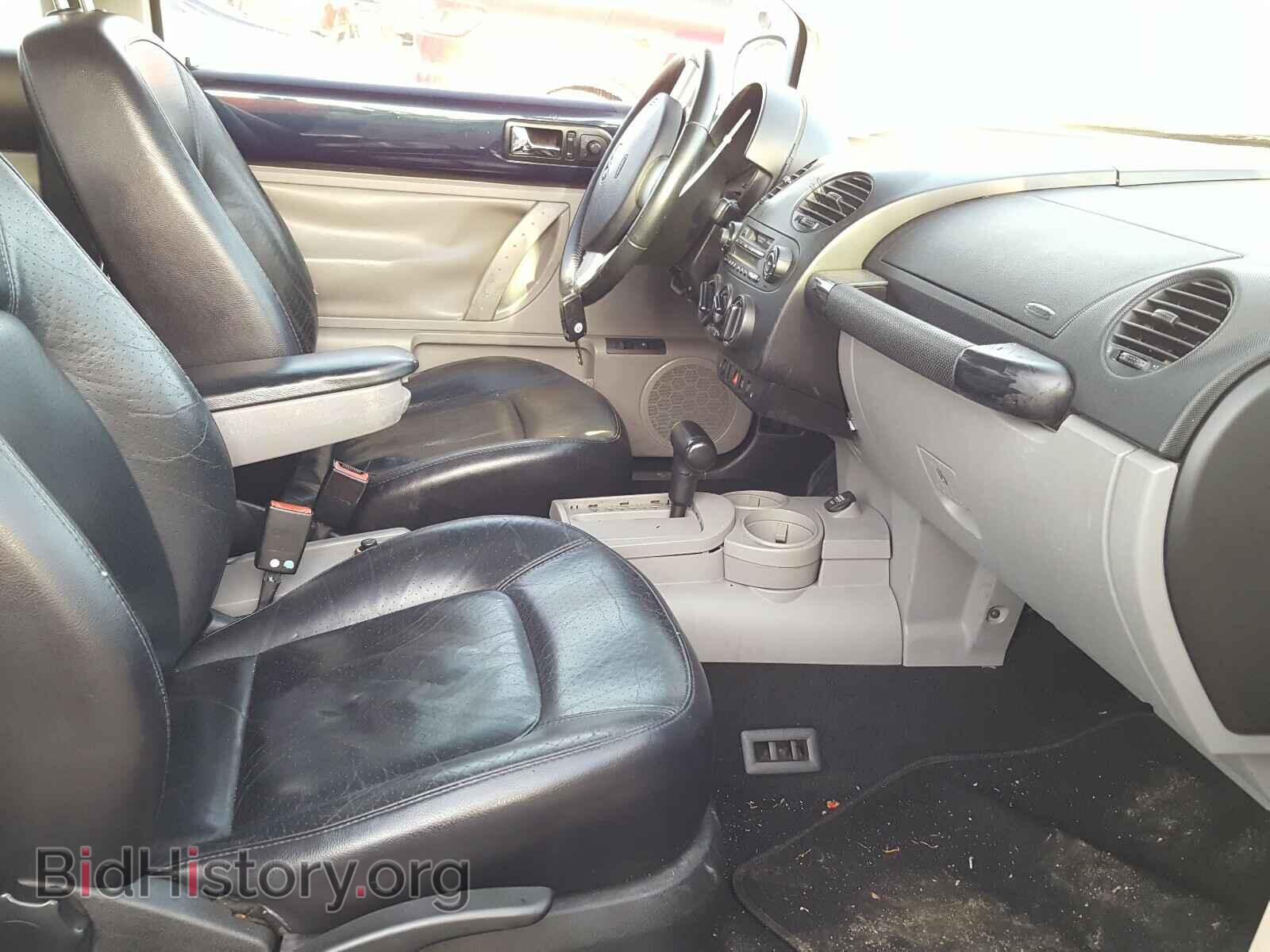 2002 VOLKSWAGEN BEETLE - VIN: 3VWCK21C22M414910 - Фото 5