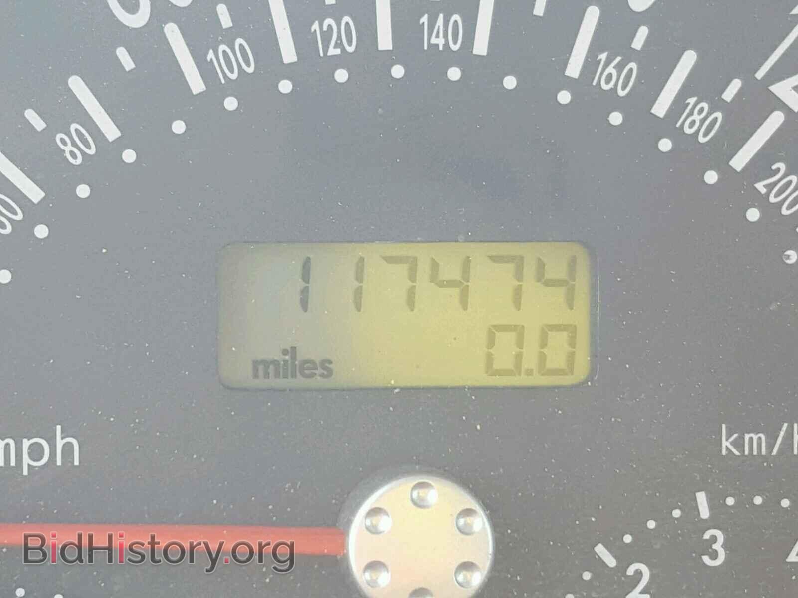 2003 VOLKSWAGEN BEETLE - VIN: 3VWFE21C93M444802 - Фото 8