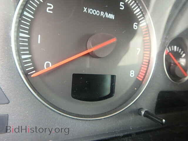2004 VOLVO V70 - VIN: YV1SW59V042382425 - Фото 8