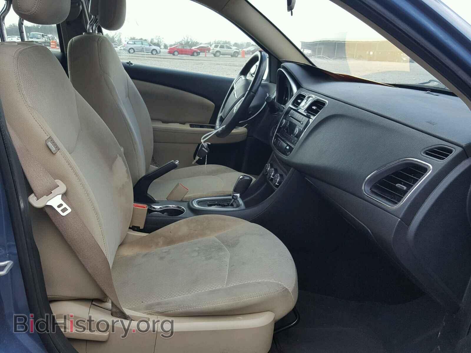 2011 CHRYSLER 200 - VIN: 1C3BC1FG6BN538545 - Фото 5