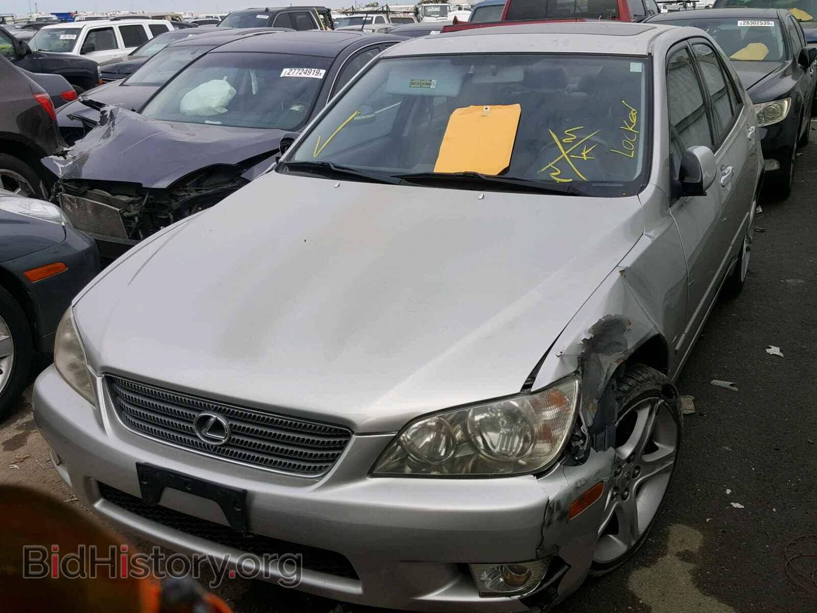 2001 LEXUS IS - VIN: JTHBD182X10004324 - Фото 2