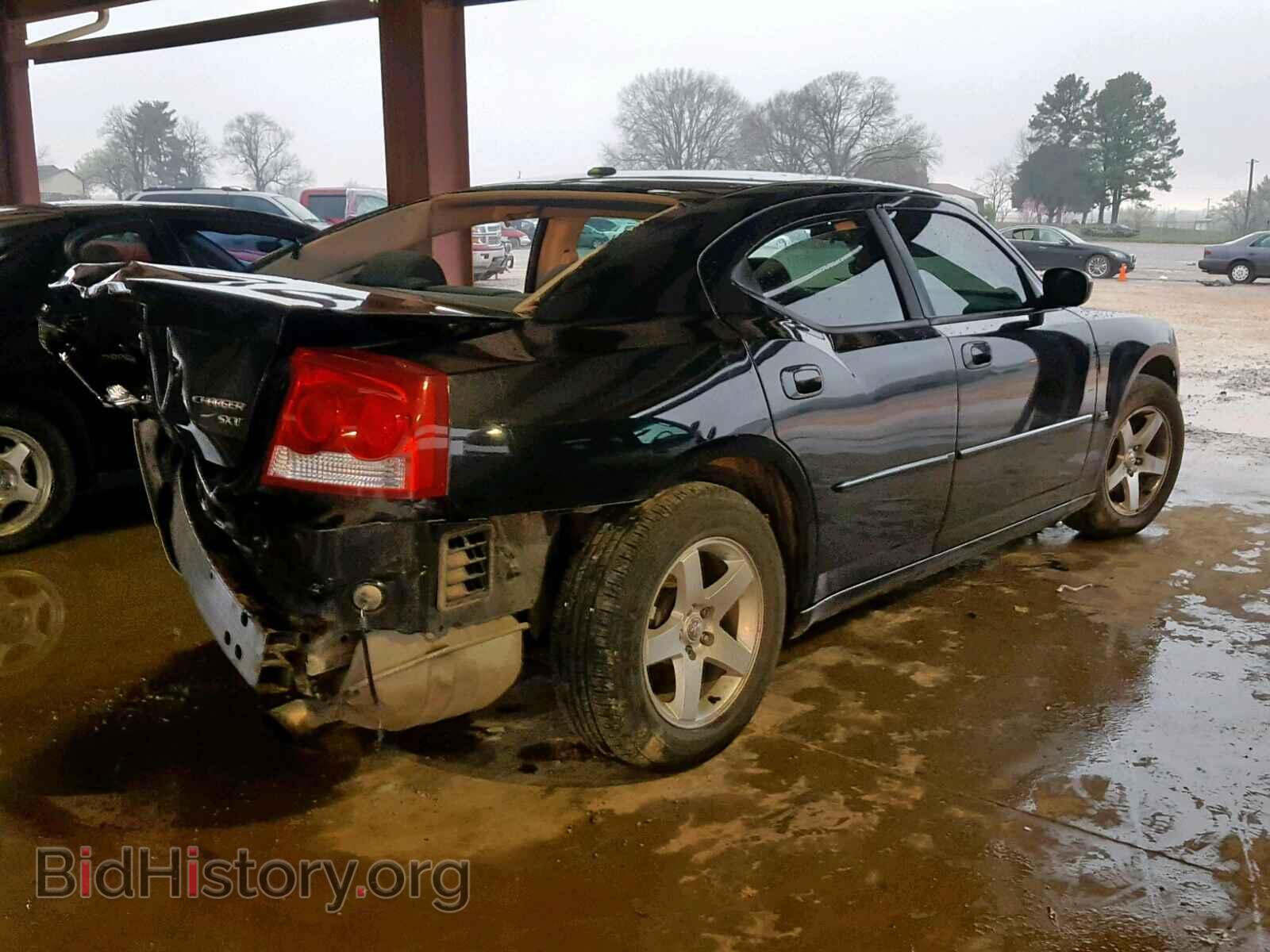 2010 DODGE CHARGER - VIN: 2B3CA3CV8AH181592 - Фото 4