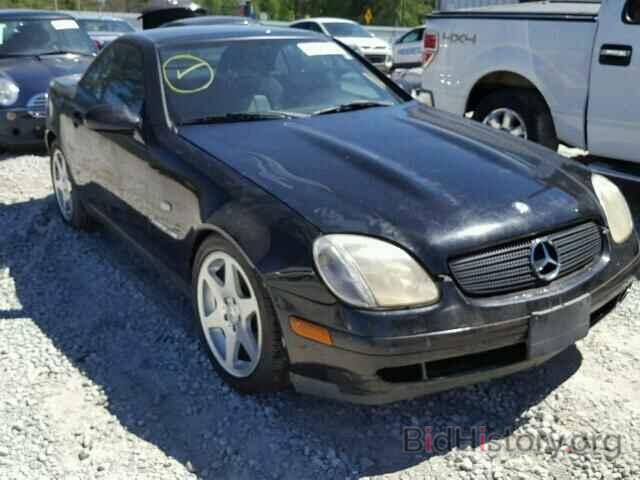 Photo WDBKK47F3YF170042 - MERCEDES-BENZ SLK230 2000