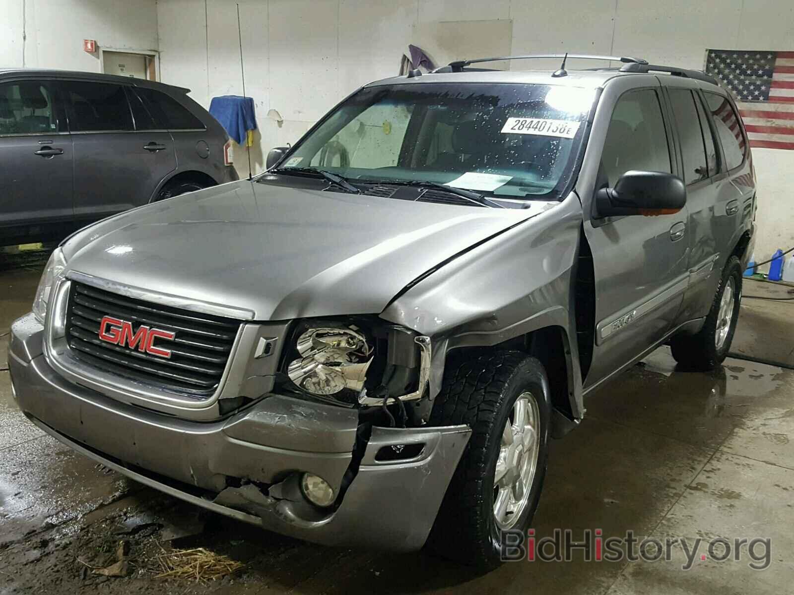 Report 1GKDT13S152131580 GMC ENVOY 2005 GRAY GAS price and damage history