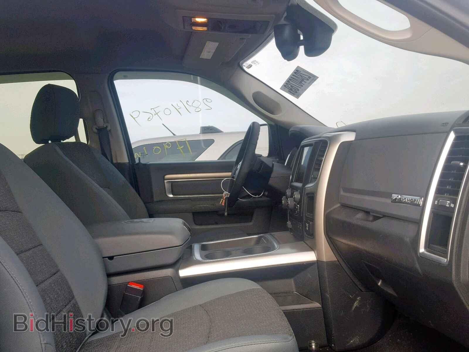 2016 RAM 1500 SLT - VIN: 3C6RR7LT3GG266122 - Фото 5