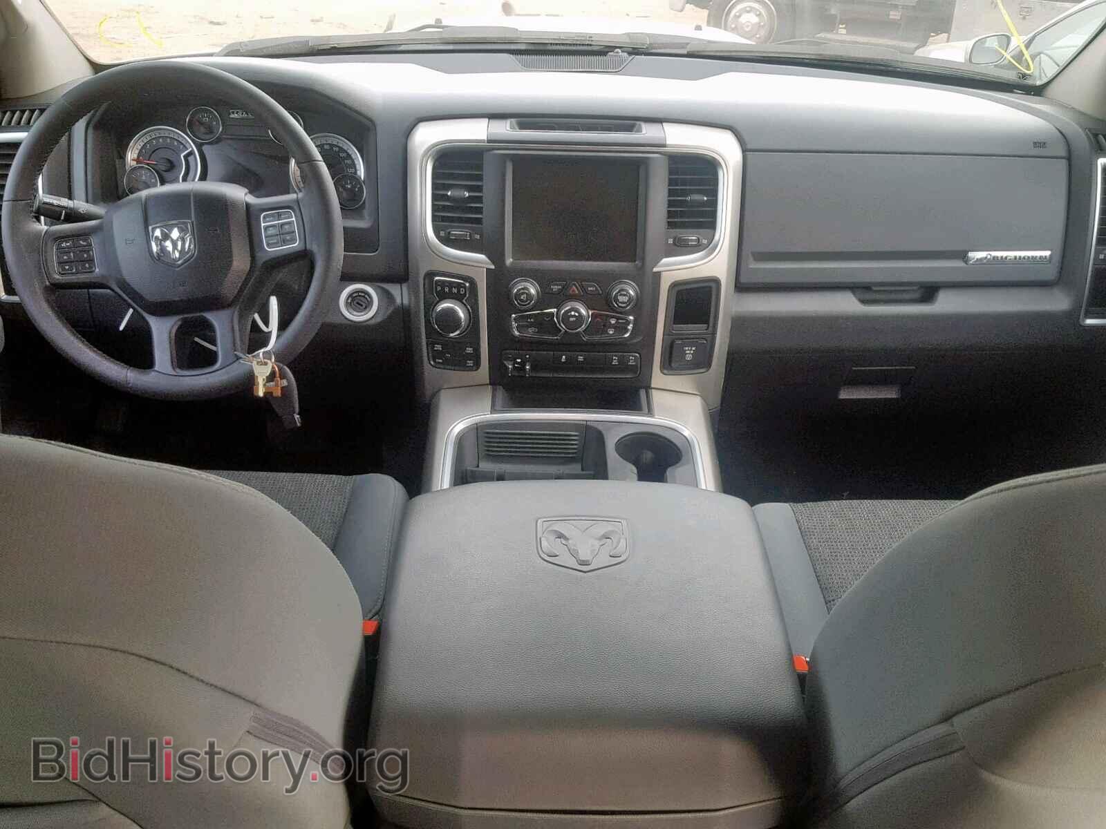 2016 RAM 1500 SLT - VIN: 3C6RR7LT3GG266122 - Фото 9