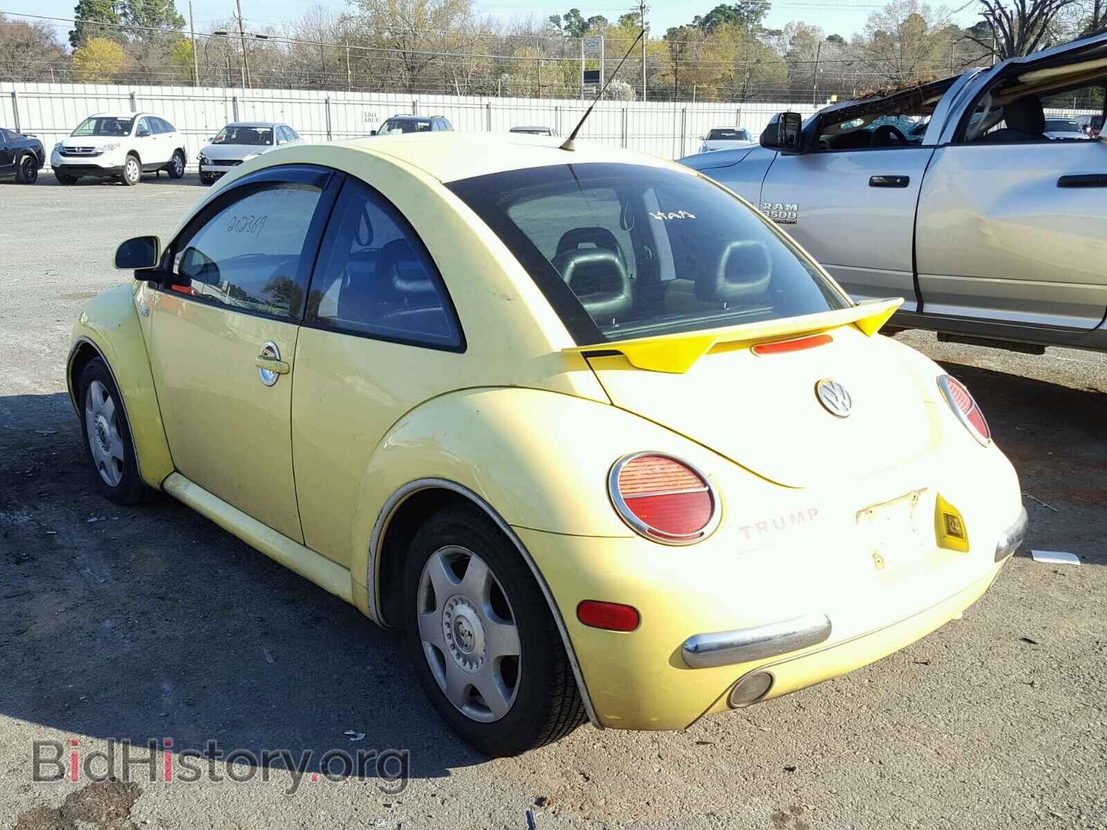 2000 VOLKSWAGEN BEETLE - VIN: 3VWCF21C5YM409343 - Фото 3