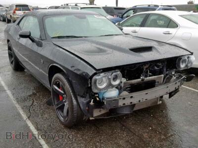 2017 Dodge CHALLENGER, черный — VIN 2C3CDZC95HH616921, Copart