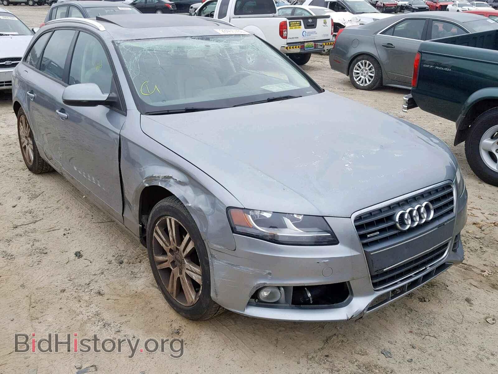 Фотография WAUSFAFL2AA053967 - AUDI A4 2010