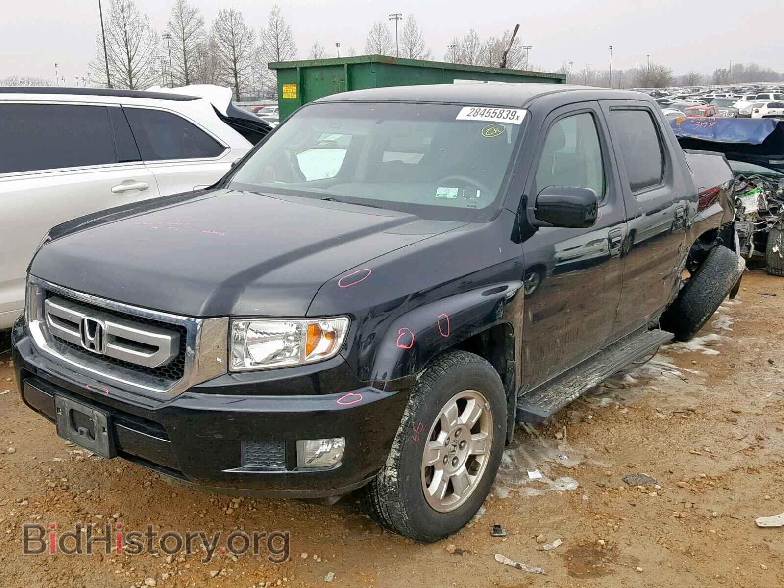 2011 HONDA RIDGELINE - VIN: 5FPYK1F48BB010137 - Фото 2