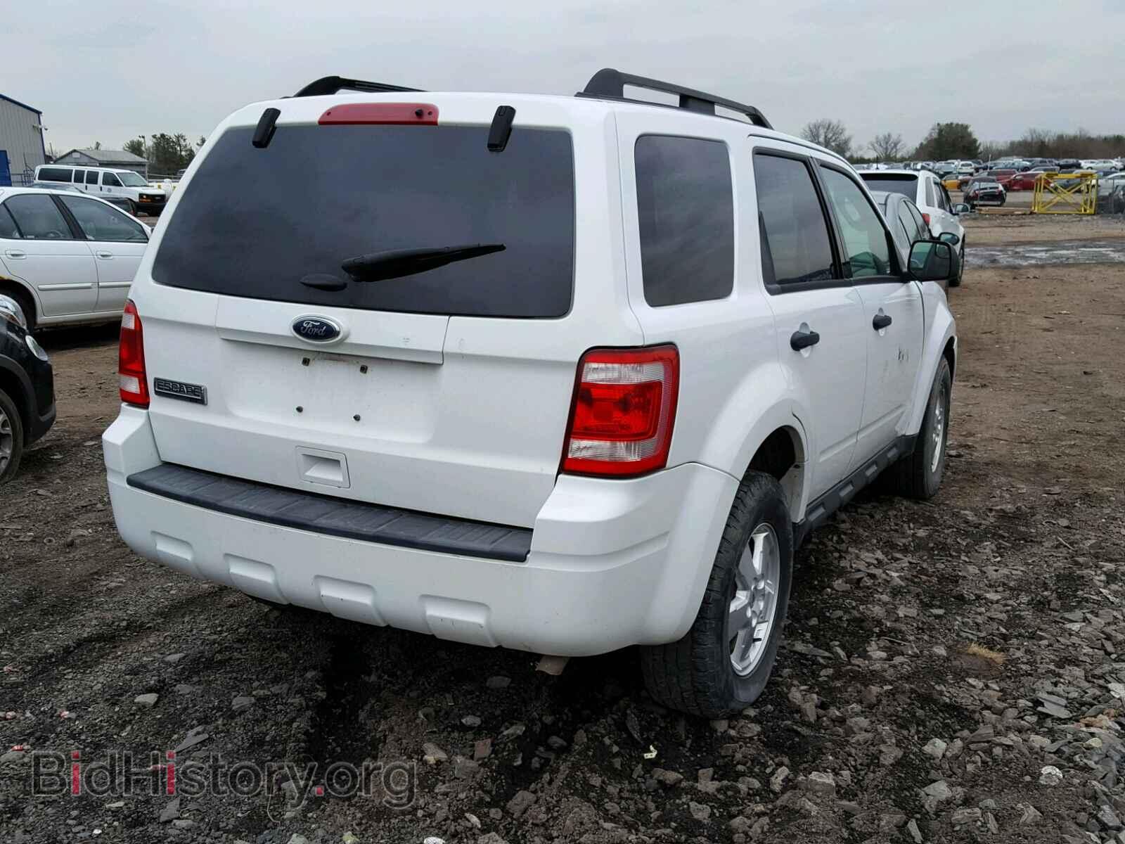 2011 FORD ESCAPE - VIN: 1FMCU9D73BKB78937 - Photo 4