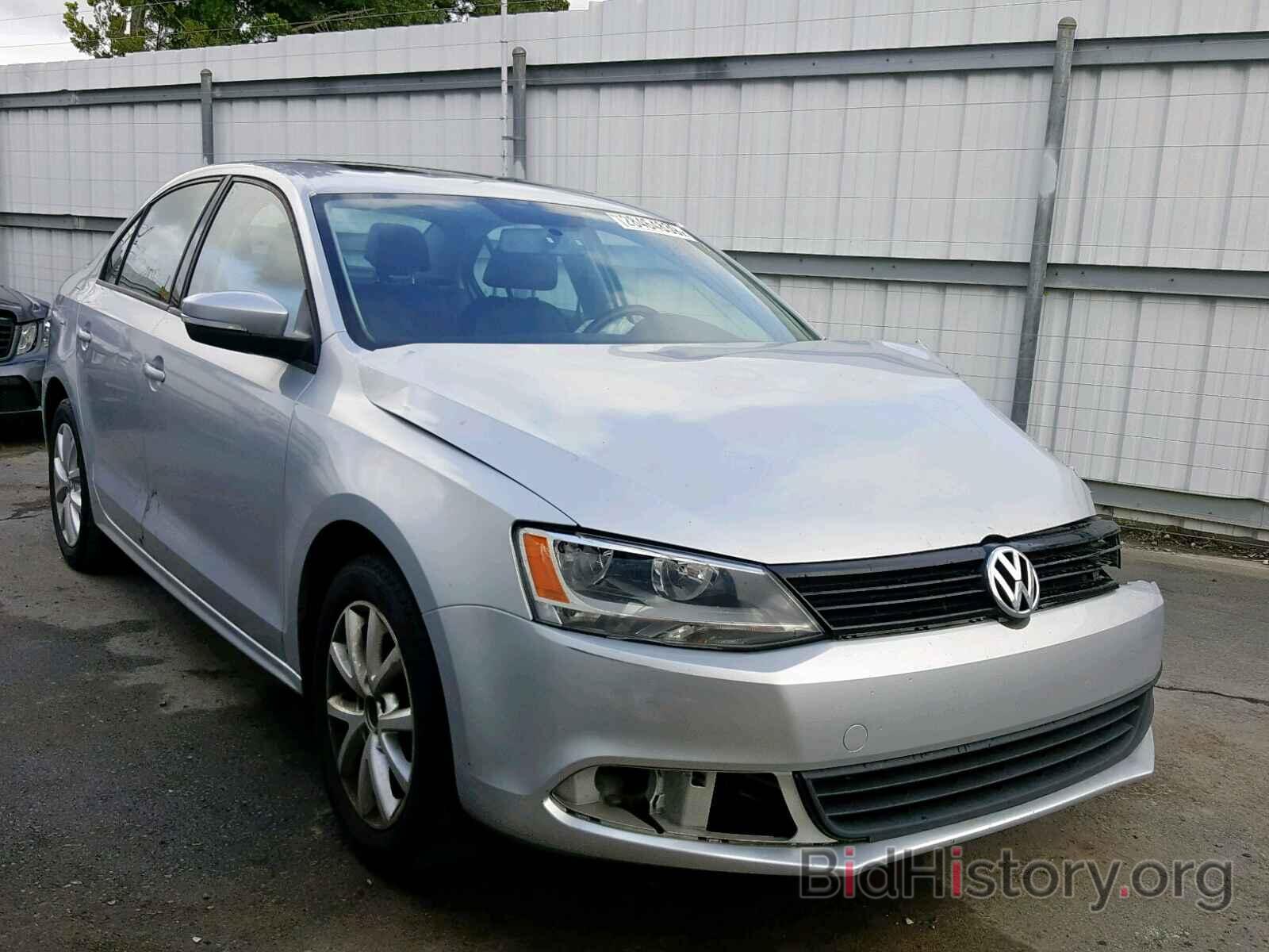 Фотография 3VWDX7AJ4BM304054 - VOLKSWAGEN JETTA 2011