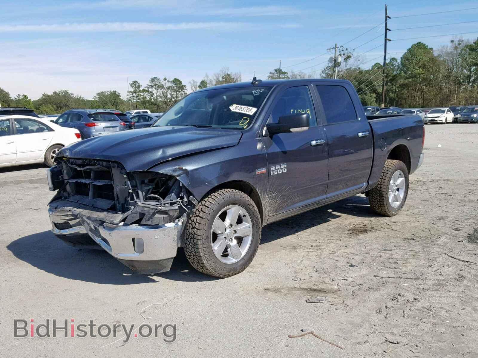 2016 RAM 1500 SLT - VIN: 3C6RR7LT8GG149085 - Фото 2