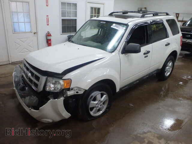 2009 FORD ESCAPE - VIN: 1FMCU03729KA43973 - Фото 2
