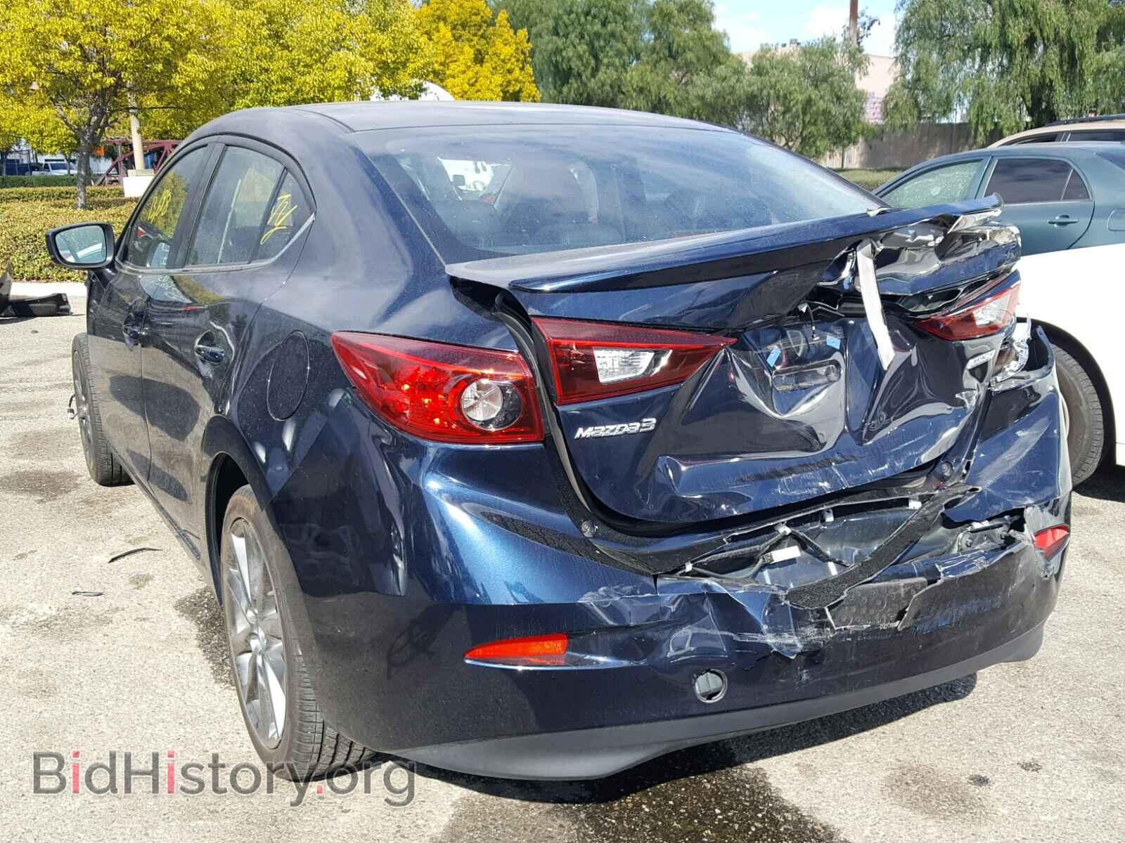 2018 MAZDA 3 - VIN: 3MZBN1V32JM178104 - Фото 3