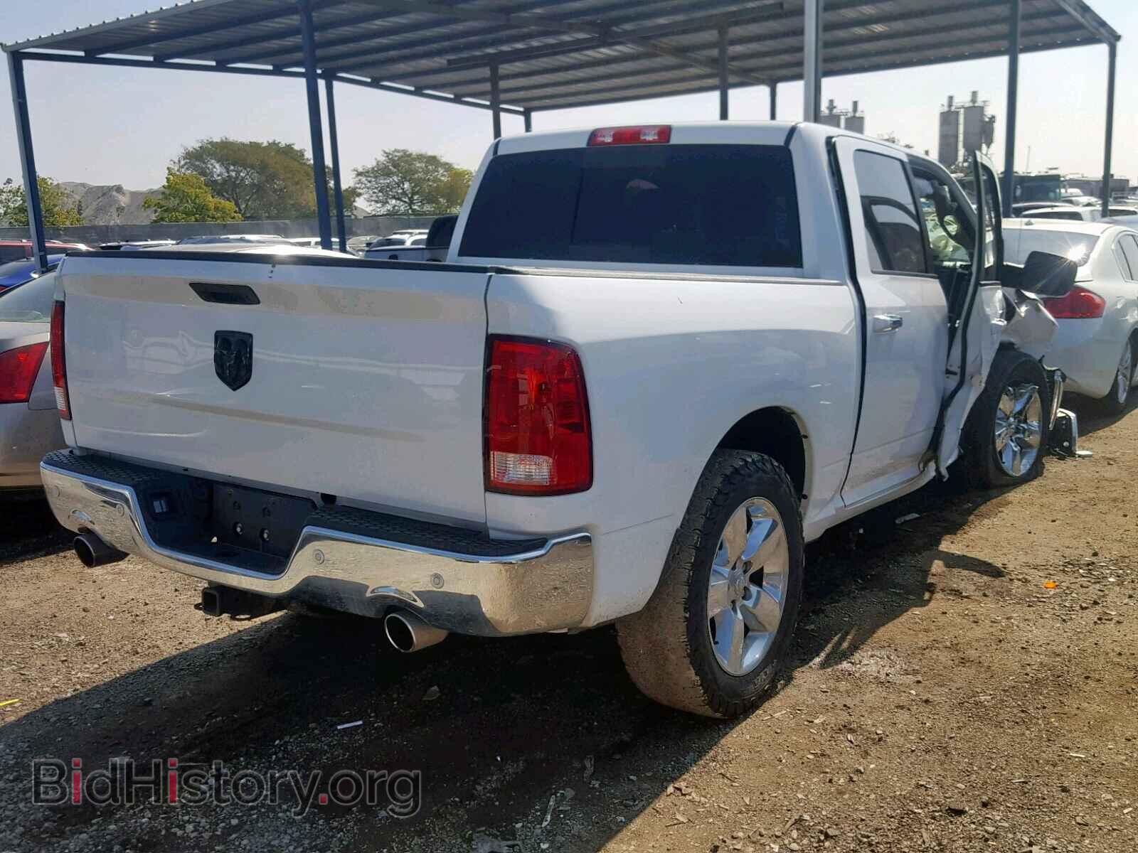2017 RAM 1500 SLT - VIN: 3C6RR6LT1HG687770 - Фото 4