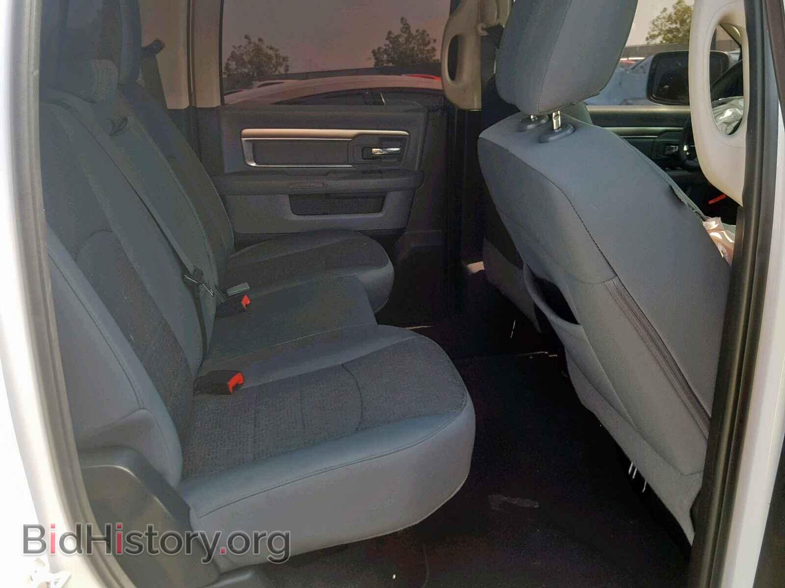 2017 RAM 1500 SLT - VIN: 3C6RR6LT1HG687770 - Фото 6