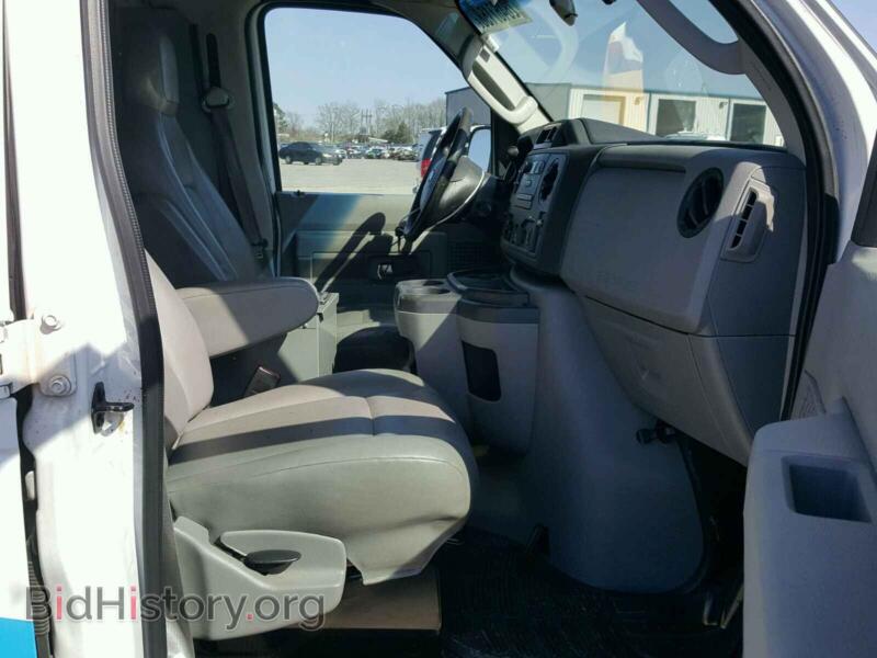 2010 Ford ECONOLINE (VIN 1FTNE2EL8ADA60141) — фото 5 из 10