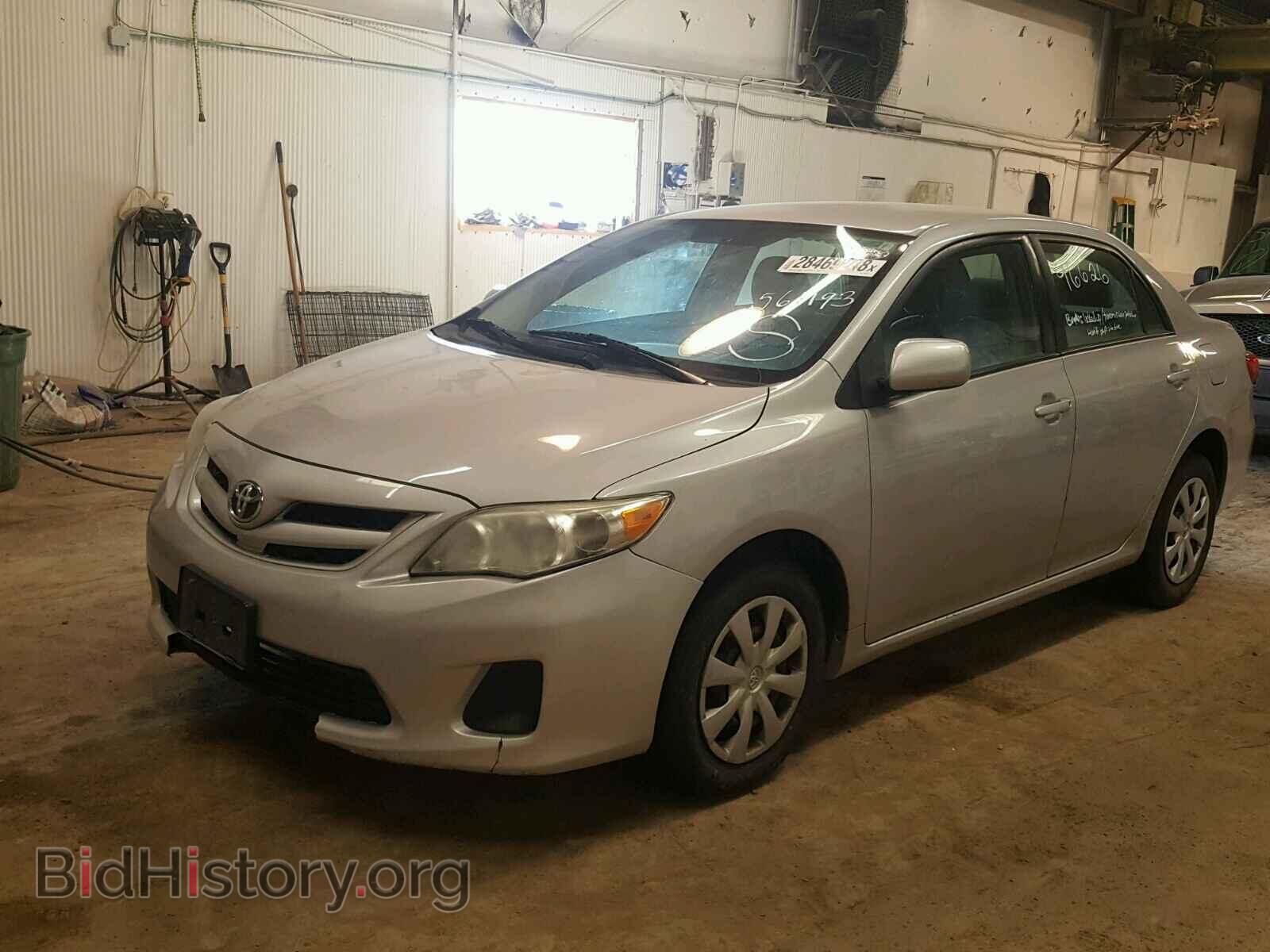2011 TOYOTA COROLLA BA - VIN: 2T1BU4EEXBC561193 - Фото 2