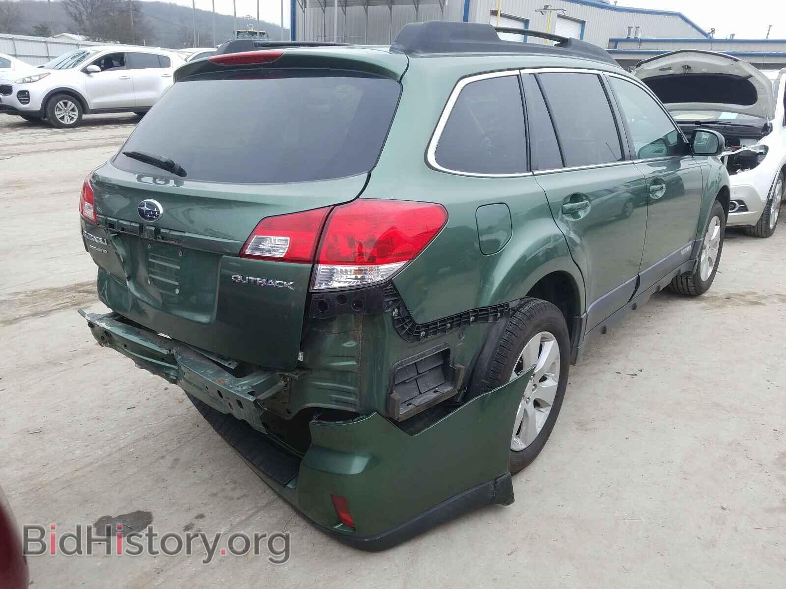2010 SUBARU OUTBACK - VIN: 4S4BRCKC6A3332074 - Photo 4