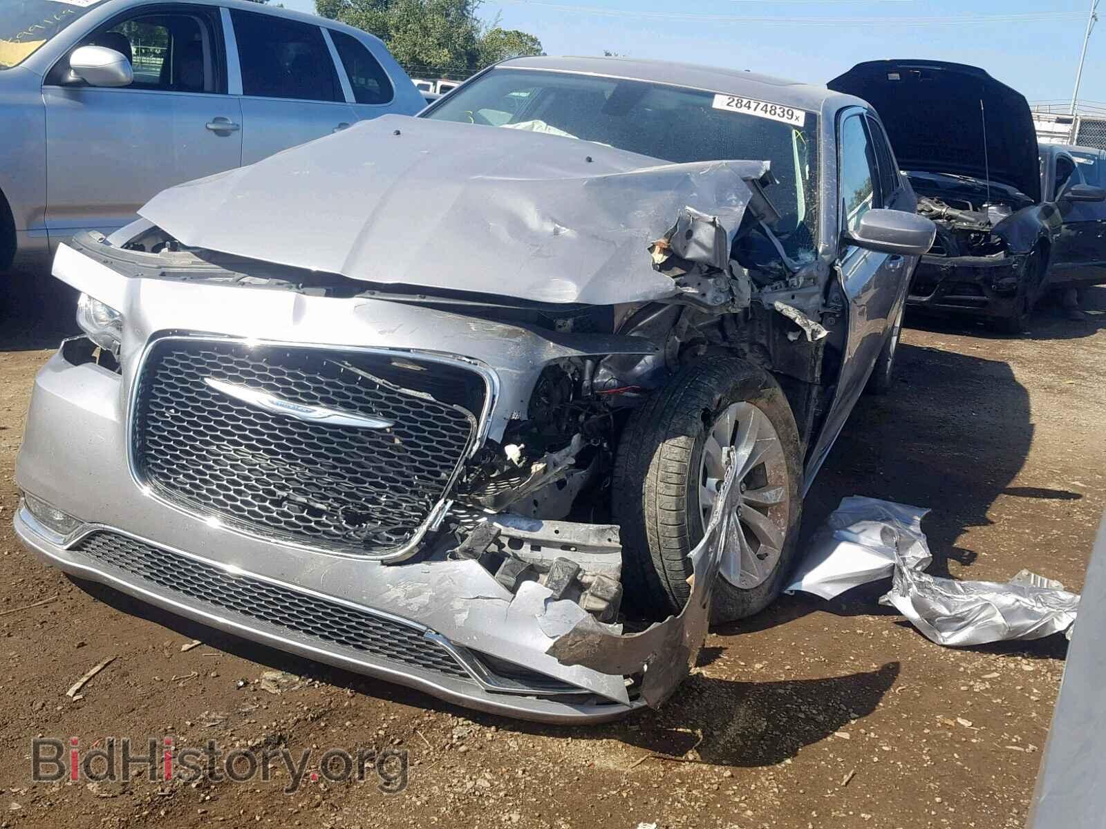 2016 CHRYSLER 300 - VIN: 2C3CCAAG4GH135627 - Фото 2