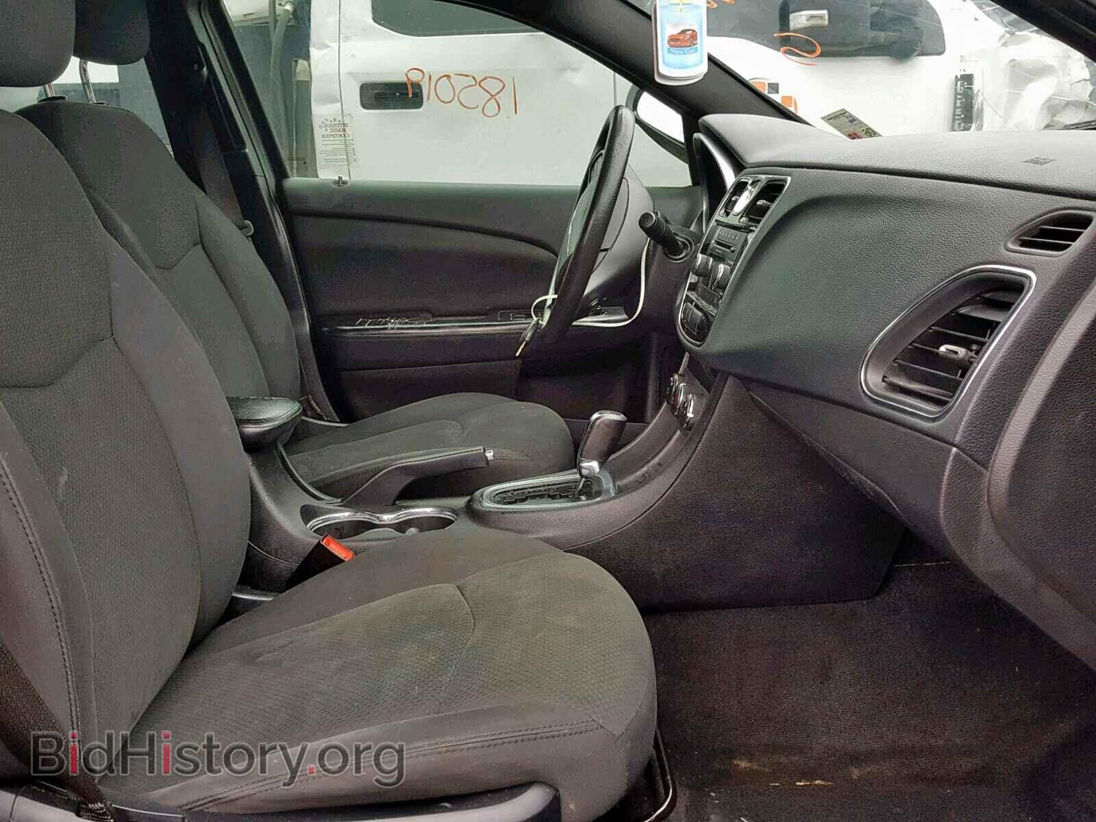 2012 CHRYSLER 200 - VIN: 1C3CCBAB6CN127458 - Фото 5