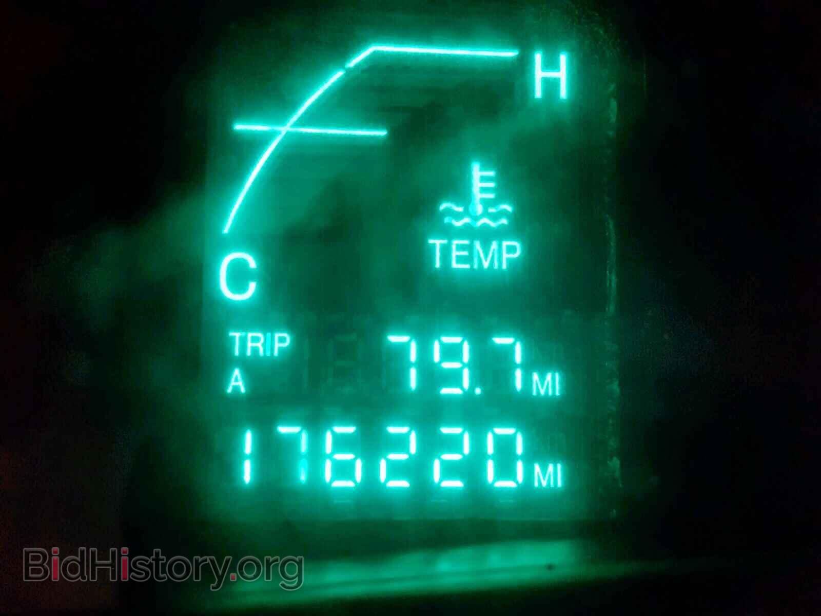 2004 CADILLAC DEVILLE - VIN: 1G6KD54Y14U148072 - Photo 8