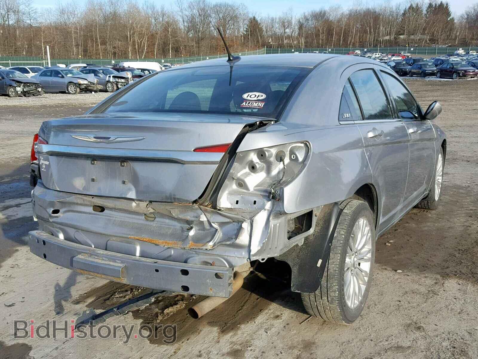 2013 CHRYSLER 200 - VIN: 1C3CCBAB3DN671546 - Photo 4