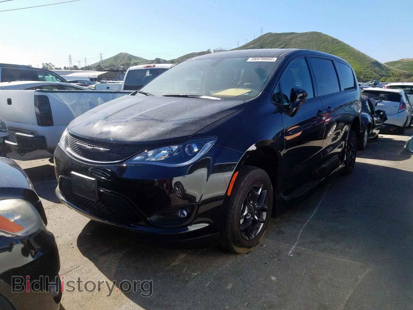 2019 CHRYSLER PACIFICA - VIN: 2C4RC1FG0KR567164 - Фото 2