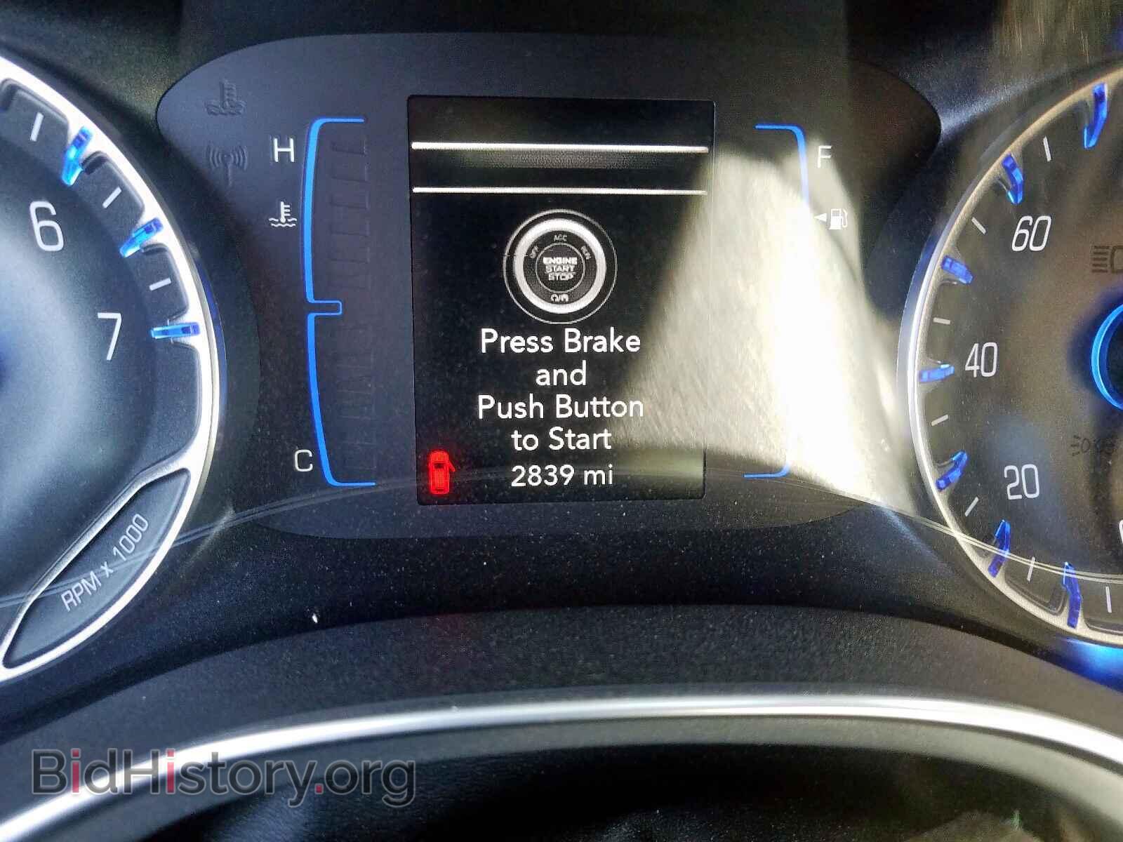 2019 CHRYSLER PACIFICA - VIN: 2C4RC1FG0KR567164 - Фото 8