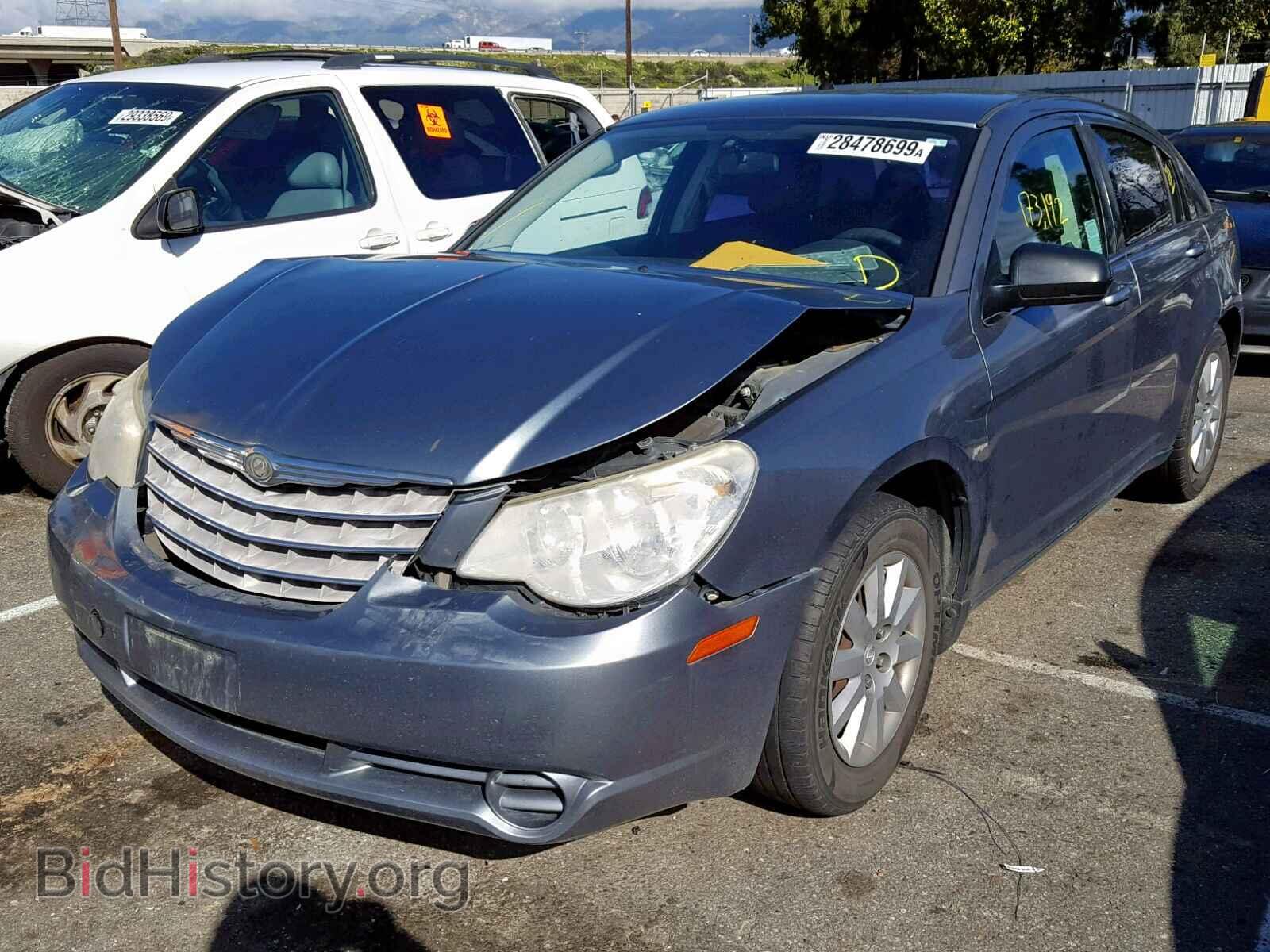 2010 CHRYSLER SEBRING - VIN: 1C3CC4FB8AN135238 - Фото 2