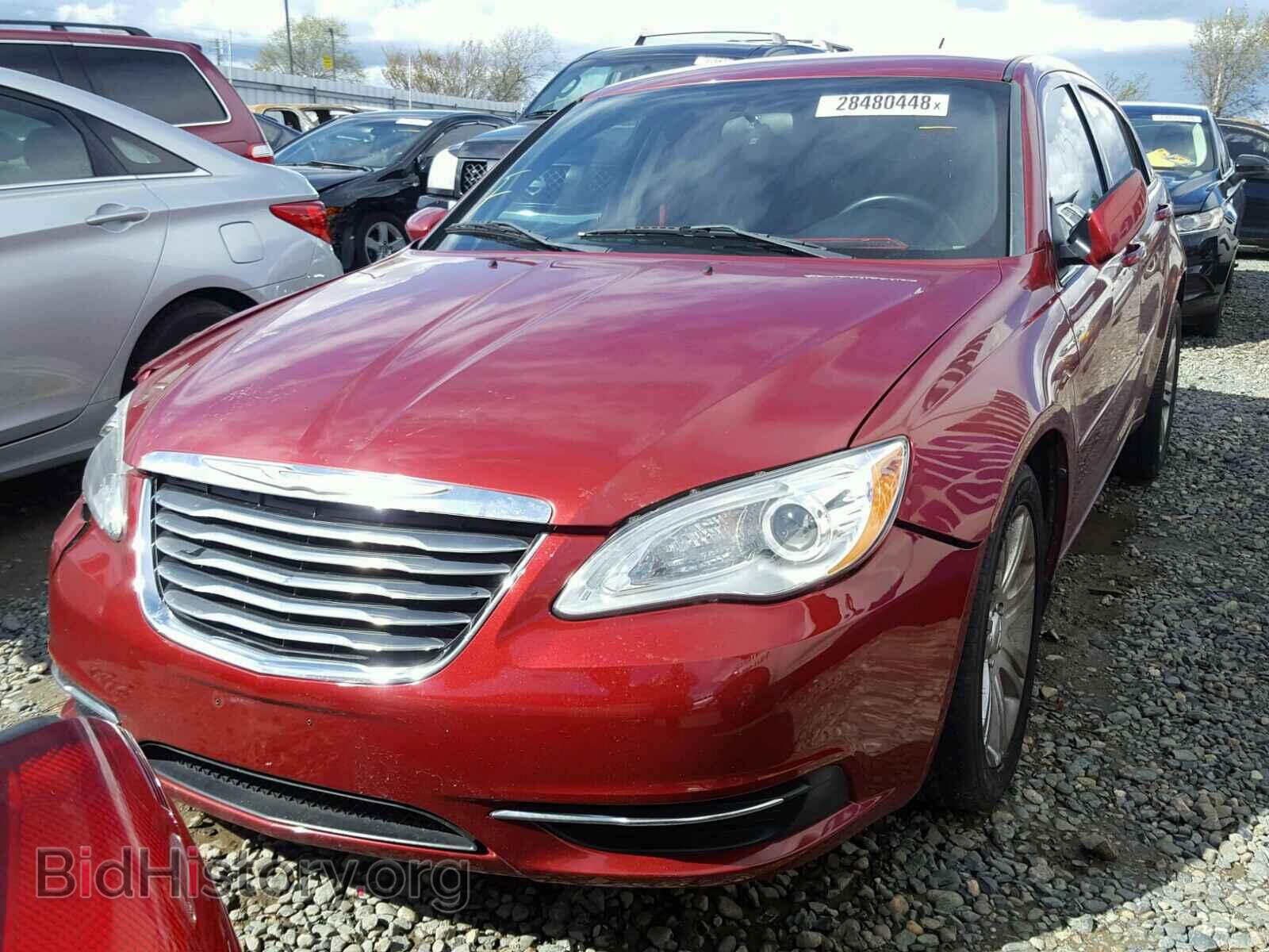 2013 CHRYSLER 200 - VIN: 1C3CCBBB4DN732420 - Фото 2