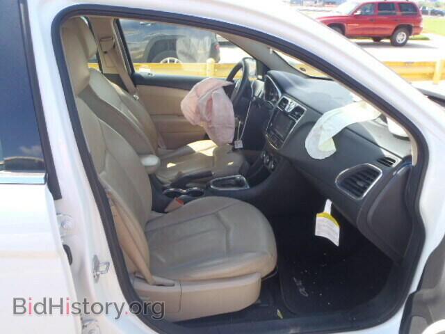 2011 CHRYSLER 200 - VIN: 1C3BC2FG9BN581458 - Фото 5