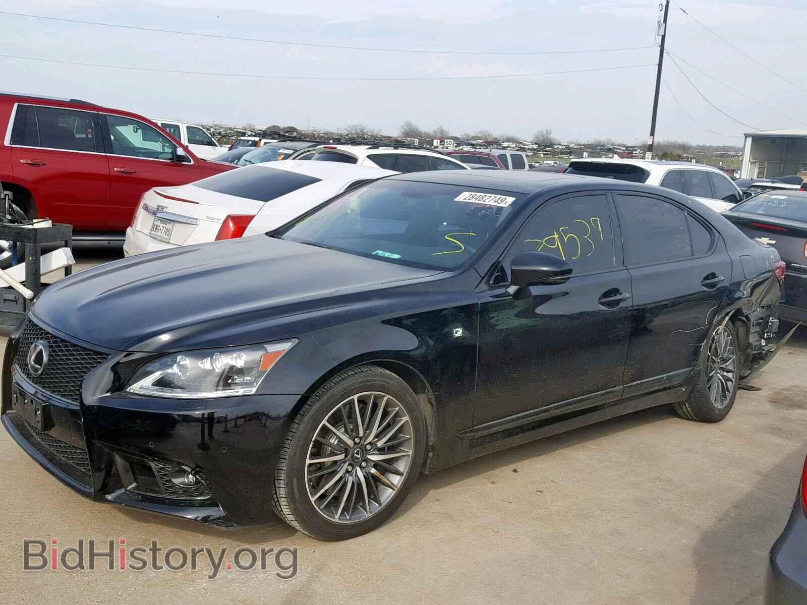 2014 LEXUS LS460 - VIN: JTHBL5EF9E5126747 - Photo 2