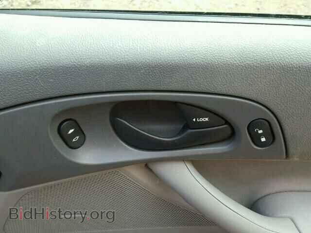 2005 FORD FOCUS - VIN: 1FAFP34N65W211873 - Фото 9