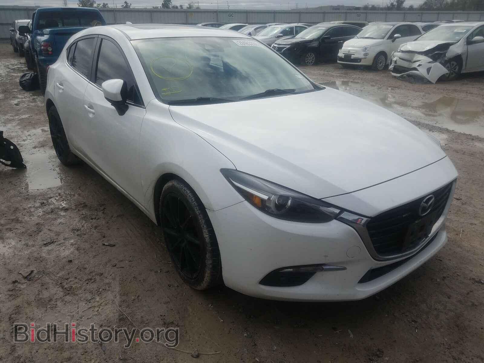 Фотография 3MZBN1M36HM133579 - MAZDA 3 2017