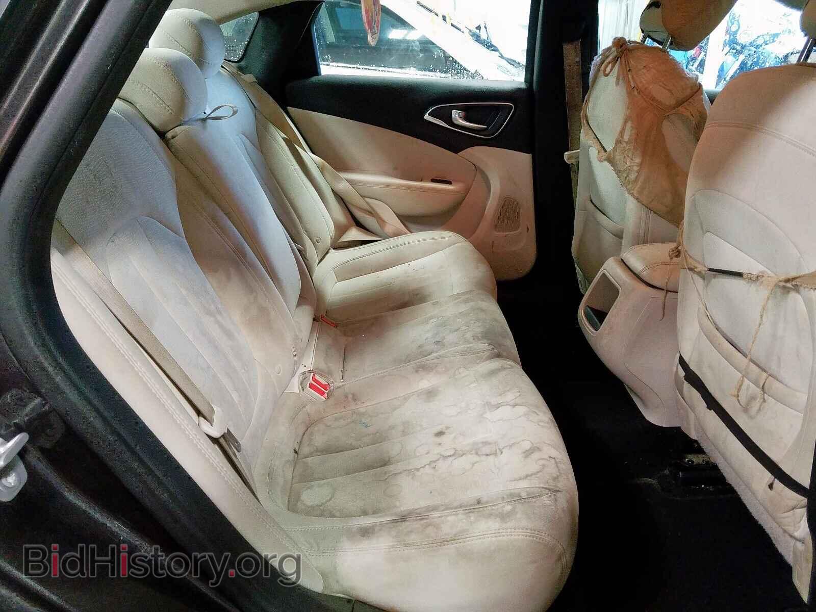 2016 CHRYSLER 200 - VIN: 1C3CCCAB2GN142499 - Фото 6