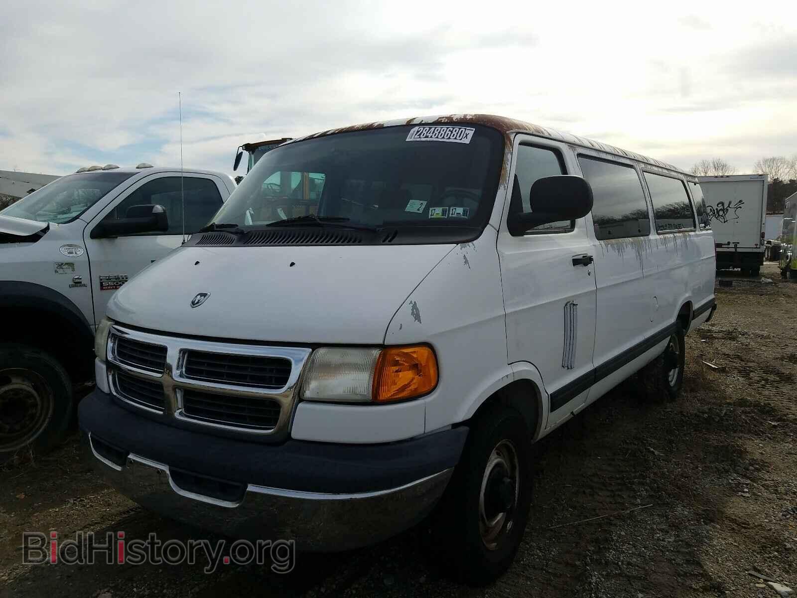 2002 DODGE RAM VAN - VIN: 2B5WB35Z22K123726 - Photo 2