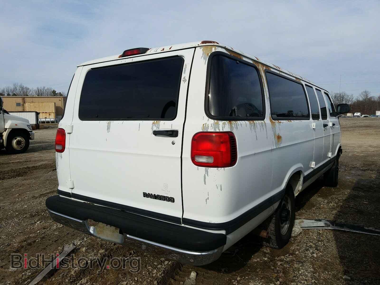 2002 DODGE RAM VAN - VIN: 2B5WB35Z22K123726 - Photo 4