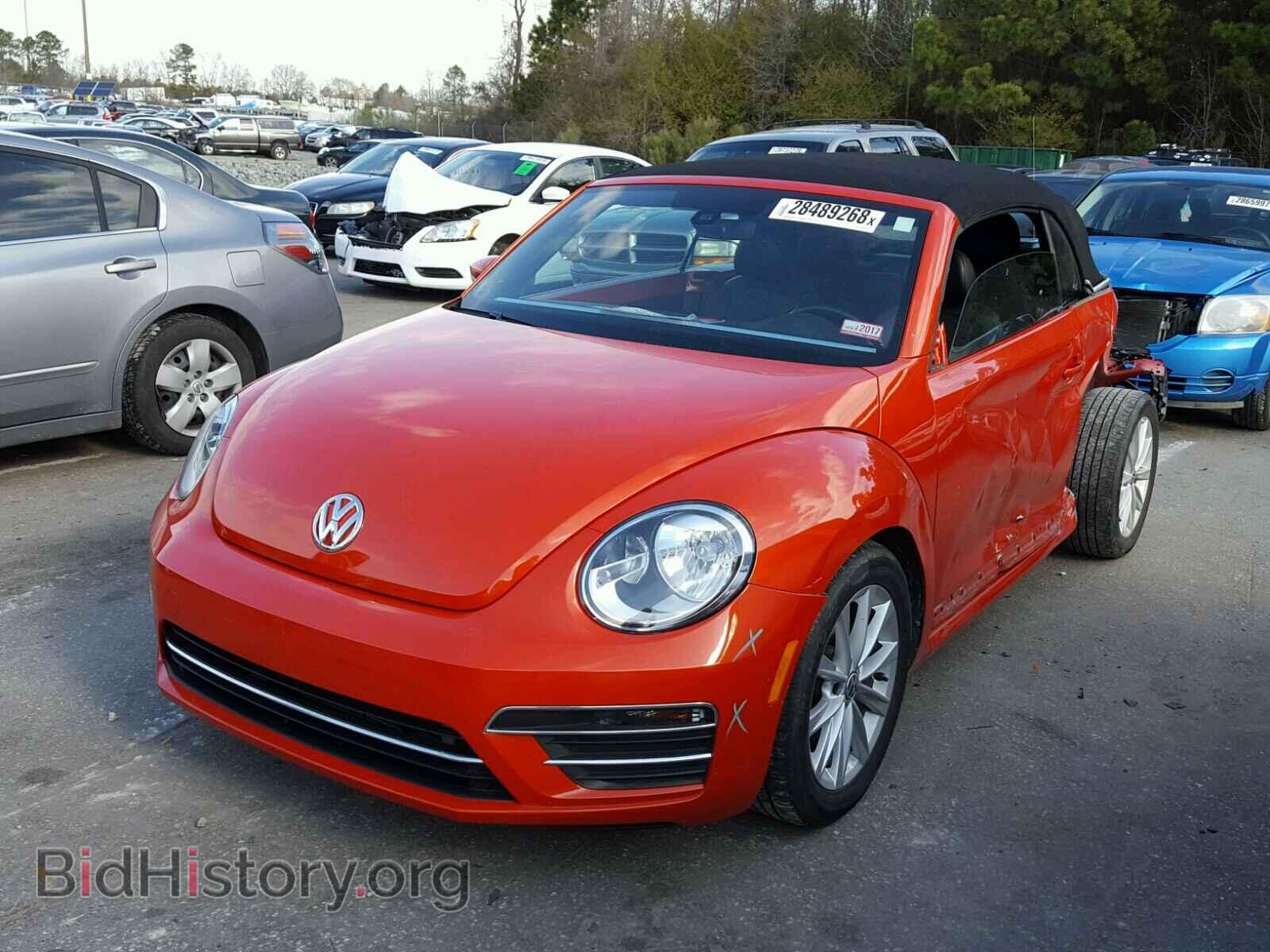 2017 VOLKSWAGEN BEETLE - VIN: 3VW517AT6HM804622 - Фото 2