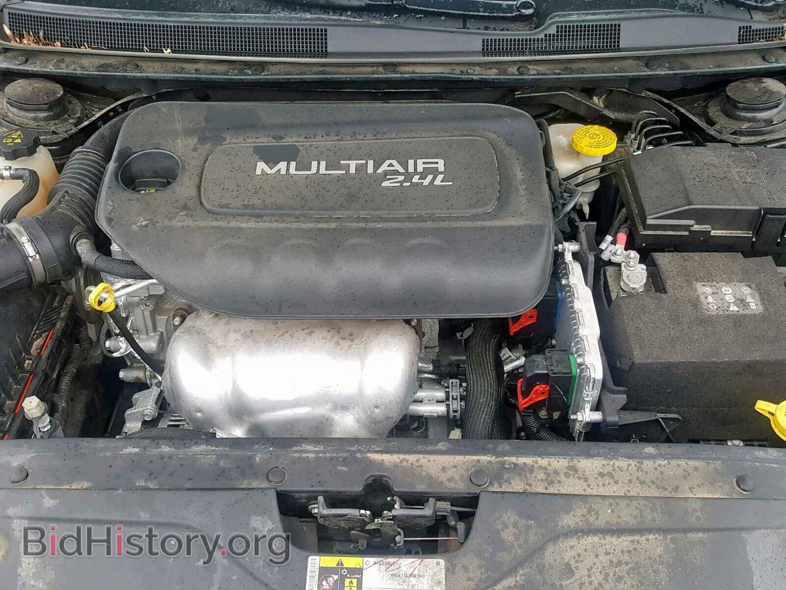 2016 CHRYSLER 200 - VIN: 1C3CCCAB4GN109147 - Фото 7