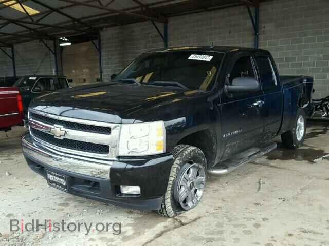 2007 CHEVROLET SILVERADO - VIN: 1GCEC19057Z646307 - Photo 2