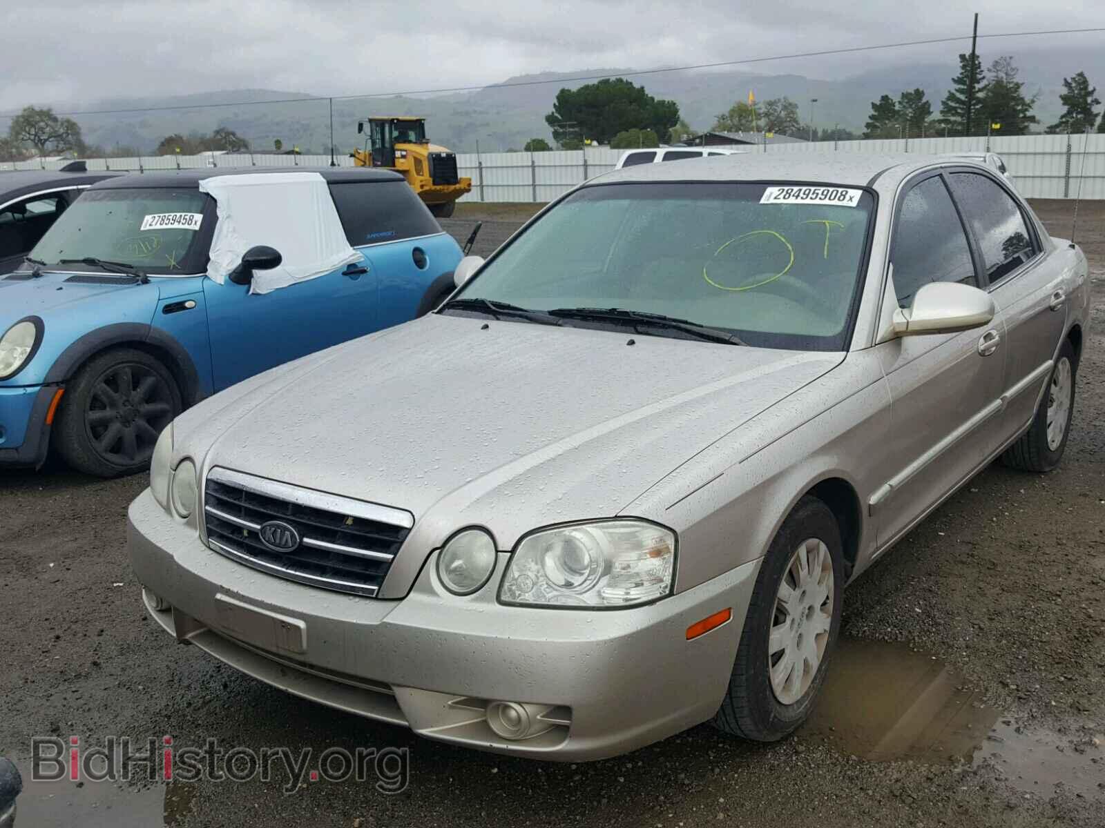 2005 KIA OPTIMA - VIN: KNAGD126555405272 - Photo 2